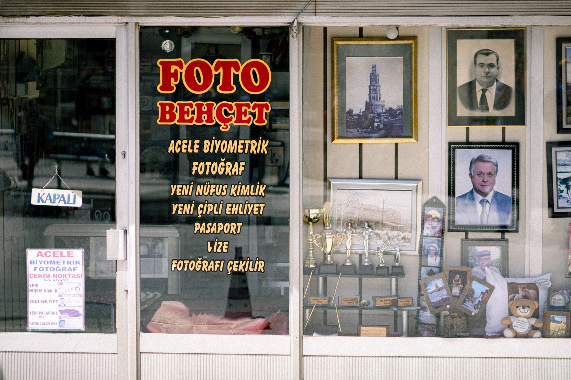 R&B Oto Lastik Yerel İşletme fotoğrafı 11